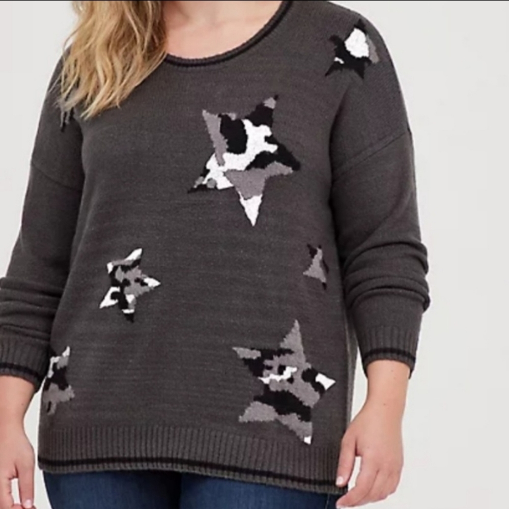 Torrid NWT 2X Crew Neck Grey Star Sweater
